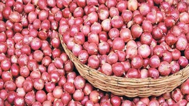 ভারত থেকে ৫২ হাজার মেট্রিক টন পেঁয়াজ দ্রুত দেশে আসবে