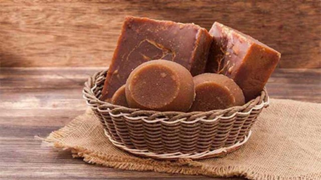খাঁটি গুড় চেনার কার্যকরী ৫ উপায়