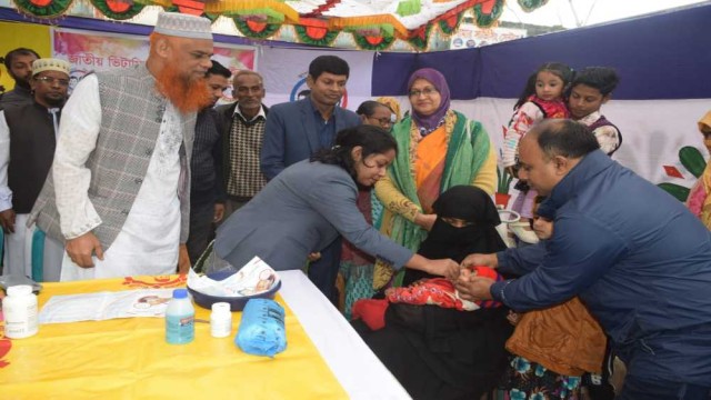 কোন শিশু যেন ভিটামিন 'এ’ ক্যাপসুল খাওয়ানো থেকে বাদ না পড়ে: কাবেরী জালাল