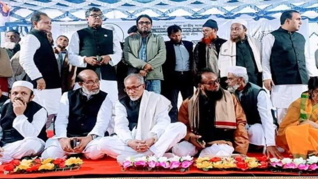 ফুলবাড়িয়ার এনায়েতপুরে নৌকার বিশাল জনসভা