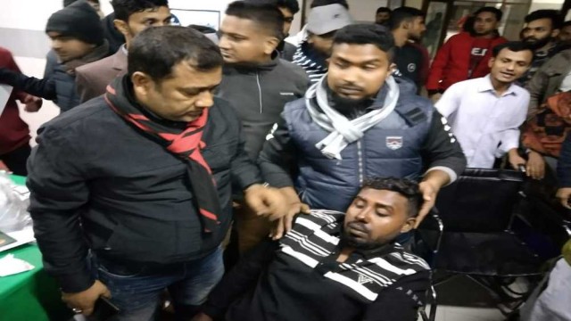 নৌকার মিছিলে স্বতন্ত্র প্রার্থীর সমর্থকদের গুলি, যুবলীগ নেতাসহ আহত ৩