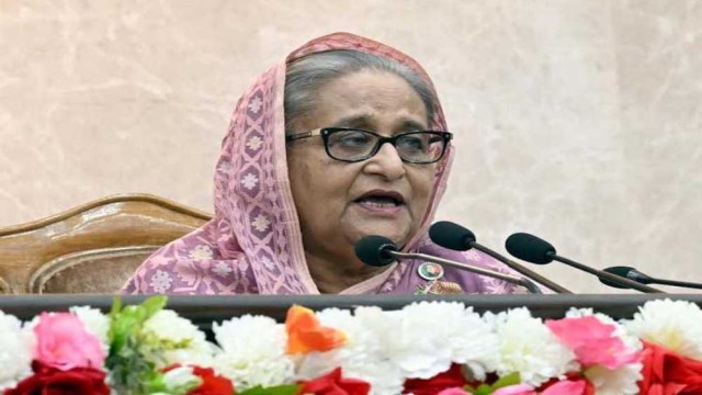 সরকার দেশে আন্তর্জাতিক মানের শিক্ষা ব্যবস্থা গড়ে তুলতে চায়: প্রধানমন্ত্রী