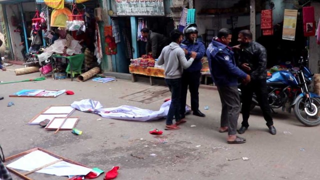 পাবনায় ছাত্রদলের মিছিলে পুলিশের লাঠিচার্জে আহত ৫, আটক ৭