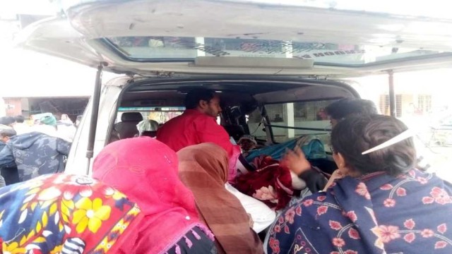 স্কুলশিক্ষকসহ দুইজনকে কুপিয়ে হত্যাচেষ্টা, গ্রেফতার ২