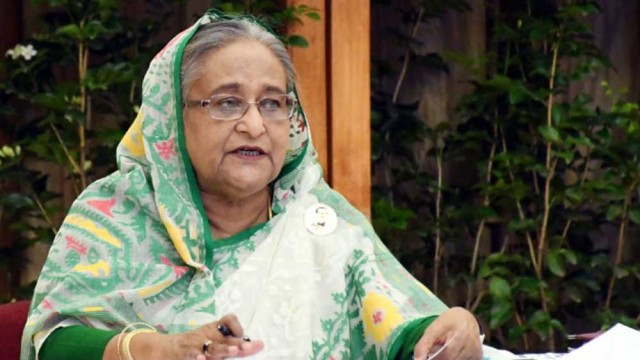 বেনাপোল এক্সপ্রেসে আগুন, নাশকতা কি না- খতিয়ে দেখার নির্দেশ প্রধানমন্ত্রীর