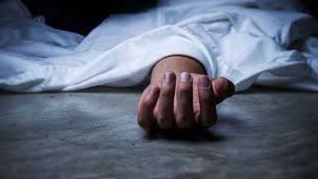 সাঁথিয়ায় মদপানে যুবকের মৃত্যু