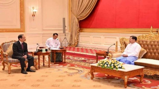 আসিয়ান দূতের সাথে মিয়ানমারের নেতার সাক্ষাত