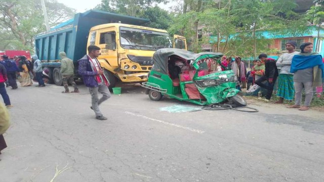 ভাঙ্গুড়ায় ট্রাক-অটোরিকশা সংঘর্ষে নিহত ১, আহত ৬