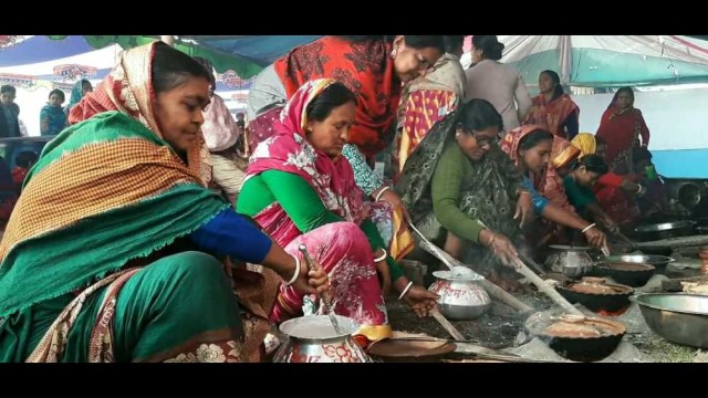 মোংলায় পিঠা উৎসব