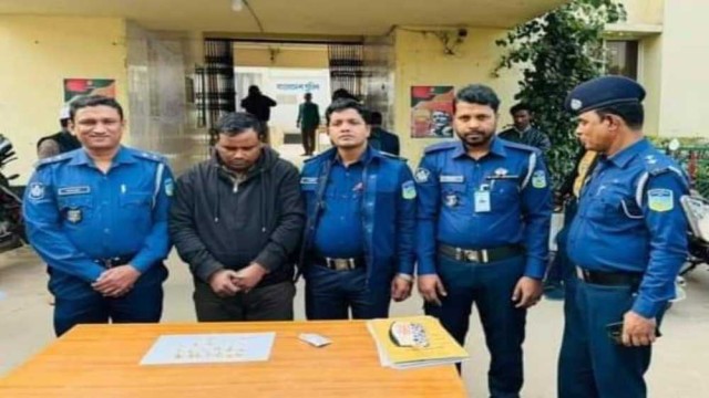 ভালুকায় চুরির ঘটনায় জড়িত চোর চক্রের ২ সদস্য গ্রেফতার , স্বর্ণালংকার উদ্ধার