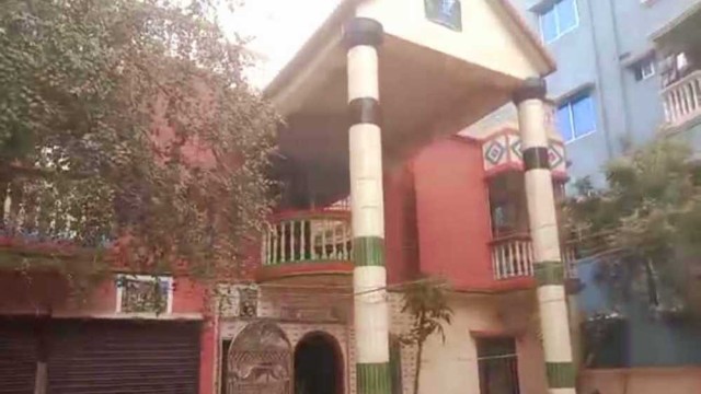 আশুলিয়ায় জানালার গ্রিল কেটে টাকাসহ স্বর্ণালংকার লুট