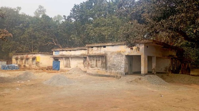 ঘোড়াঘাটে দখল হয়ে যাচ্ছে পাউবোর শতকোটি টাকা সম্পত্তি