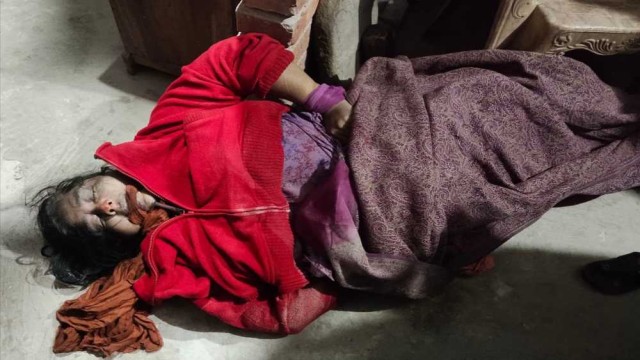 নওগাঁয় পৃথক স্থান থেকে নবজাতক সহ হাত-পা বাঁধা নারীর মরদেহ উদ্ধার