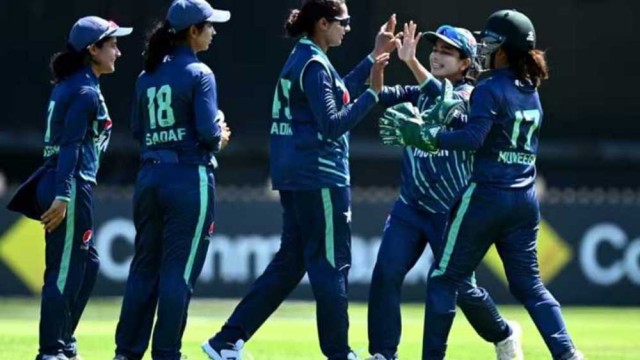 মারামারি করায় নিষিদ্ধ পাকিস্তান নারী ক্রিকেট দলের তিন ক্রিকেটার
