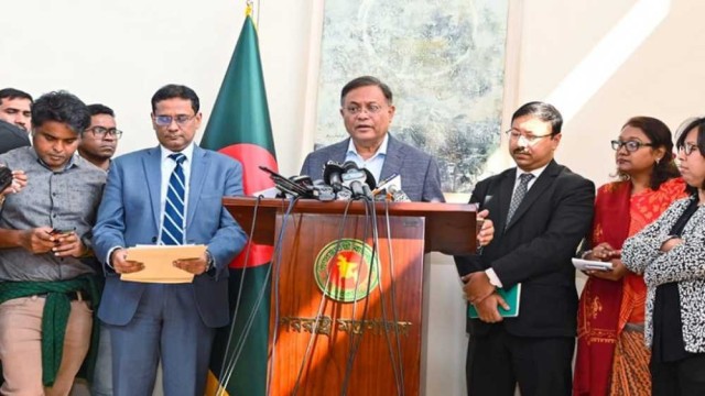 "ভারত-রাশিয়া-চীন, ইউএস-ইইউ-ইউকে সবার সাথেই সরকারের চমৎকার সম্পর্ক"