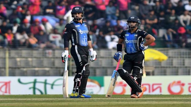 কুমিল্লা ভিক্টোরিয়ান্সকে ৮ রানে হারিয়েছে রংপুর রাইডার্স