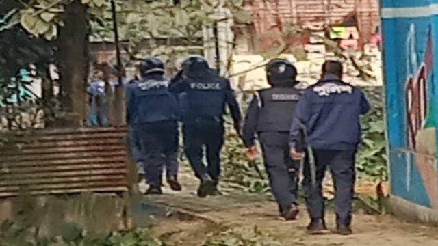 তারাকান্দায় বিএনপির কালো পতাকা মিছিলে পুলিশের হামলা