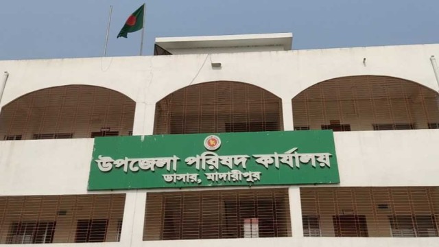 ২ বছর পেরিয়ে গেলেও মিলছে না কাঙ্ক্ষিত সেবা, ভোগান্তিতে পৌনে ১ লাখ মানুষ