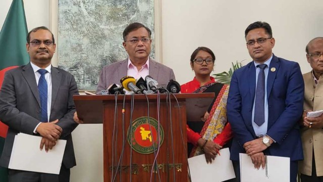 মিয়ানমারের সীমান্তরক্ষীদের ফিরিয়ে নেয়ার আলোচনা চলছে : পররাষ্ট্রমন্ত্রী