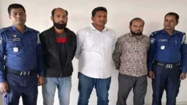 ভালুকায় গ্রীণঅরণ্য পার্কে দর্শনার্থীর উপর হামলা, গ্রেফতার ৩