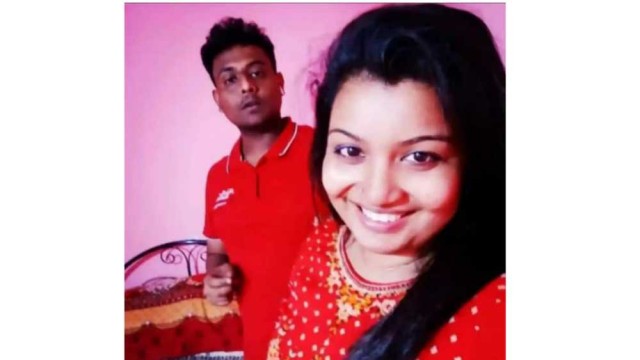 স্বামীর অধিকার আদায়ে ব্যর্থ হয়ে আত্মহত্যার চেষ্টা