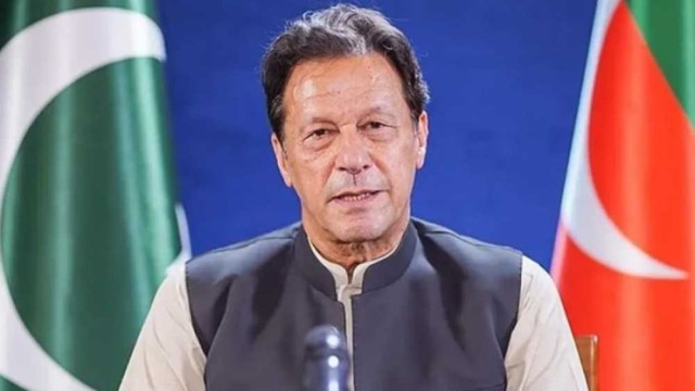 নিরঙ্কুশ জয় দাবি করে ইমরান খানের "বিজয়ী ভাষণ"