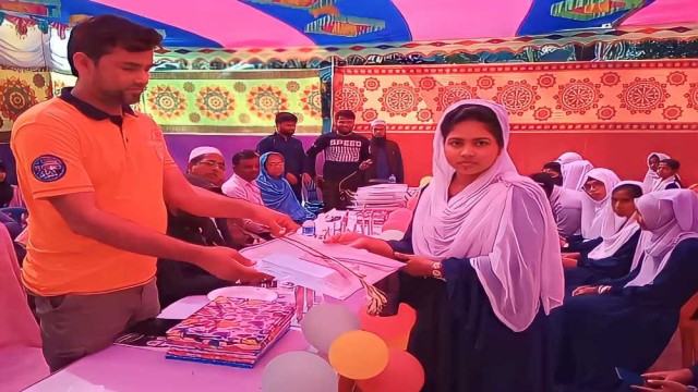 কটিয়াদীতে এসএসসি পরীক্ষার্থীদের বিদায় অনুষ্ঠান অনুষ্ঠিত