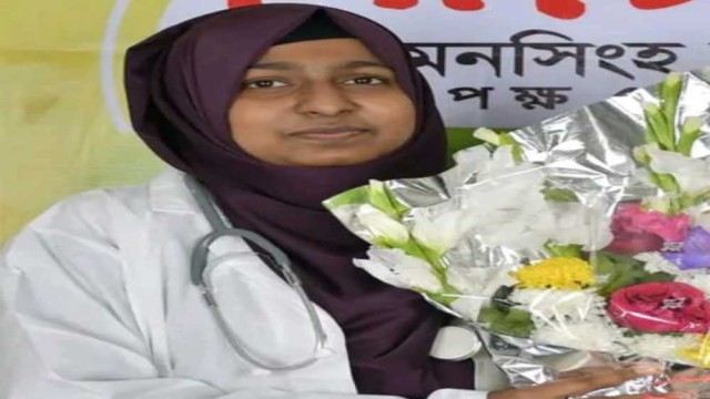মেডিক্যালে চান্স পেয়েছে সাংবাদিক কন্যা