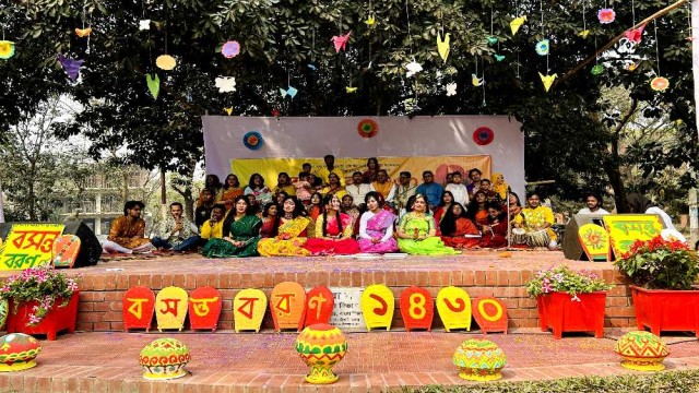 জাবির বাংলা বিভাগের বসন্ত বরণ উৎসব