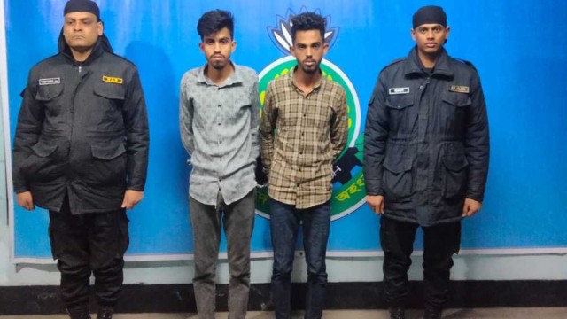কিশোরগঞ্জে তরুণীকে গনধর্ষণ মামলার পলাতক আসামি র্যাবের হাতে গ্রেফতার
