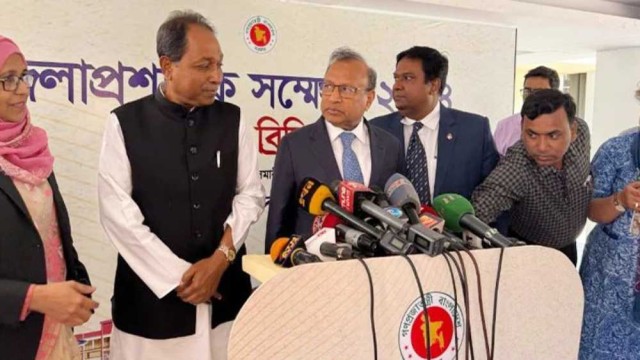এডিস মশা প্রতিরোধে ৯০ শতাংশ জনসচেতনতা প্রয়োজন : স্থানীয় সরকারমন্ত্রী
