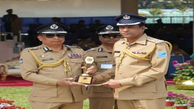 অবৈধ অস্ত্র উদ্ধারে নরসিংদী জেলা পুলিশের ২য় স্থান অর্জন