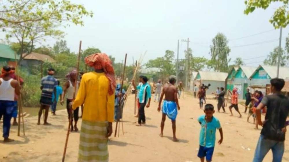 সরকারি জমির ধান কাটা নিয়ে সংঘর্ষে নিহত ১