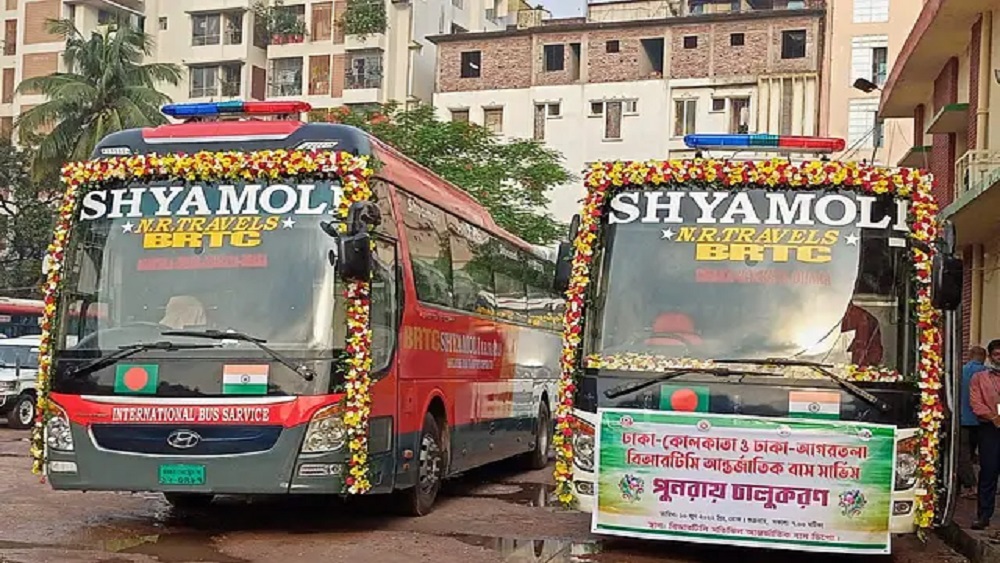 শুক্রবার সকালে রাজধানীর মতিঝিল আন্তর্জাতিক বাস ডিপোতে এই বাস সার্ভিসের উদ্বোধন করা হয়-ছবি: সংগৃহীত