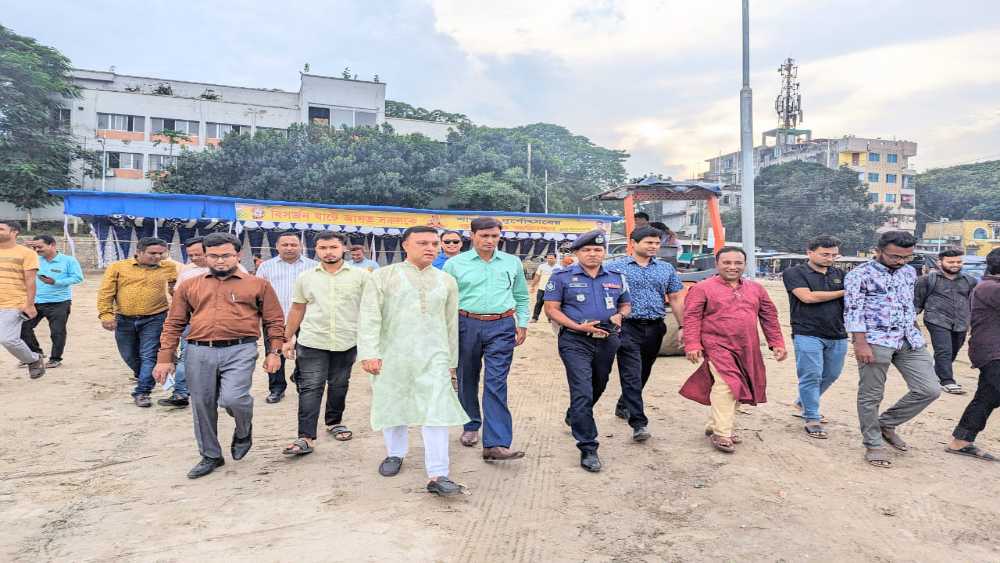 বিসর্জন ঘাটের প্রস্তুতি পরিদর্শনে মসিক মেয়র টিটু 