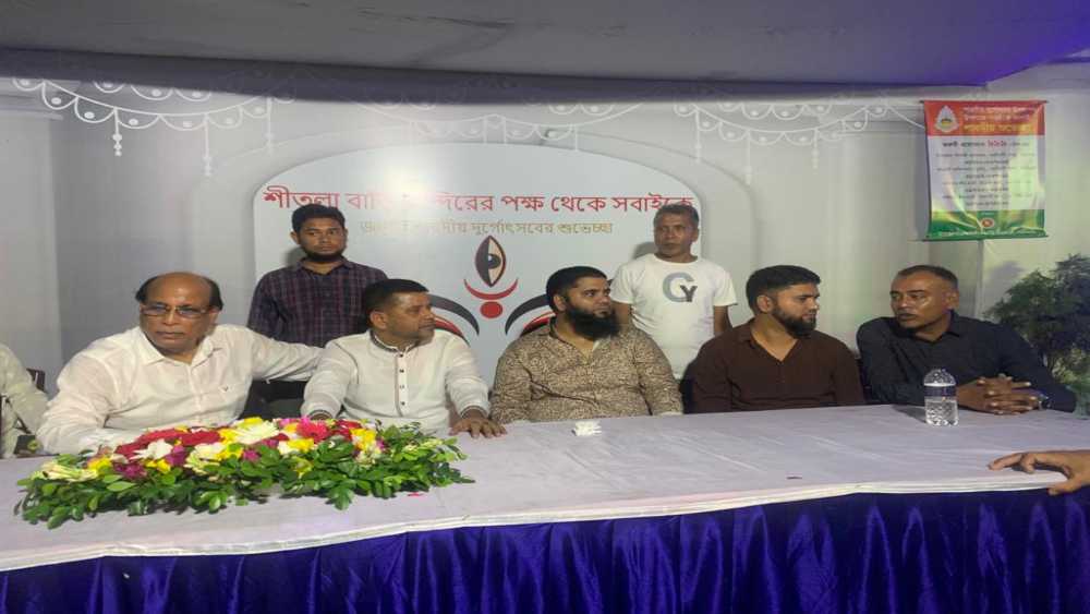 পূজা মন্ডপ পরিদর্শনে আ.লীগ নেতা ব্যারিস্টার আদনান ও আশরাফ সরকার
