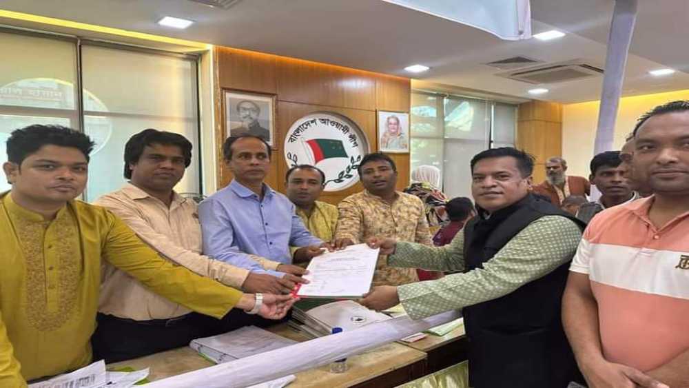 ফেনী-১ আসনে মনোনয়ন ফরম কিনলেন মেজবাউল হায়দার চৌধুরী সোহেল