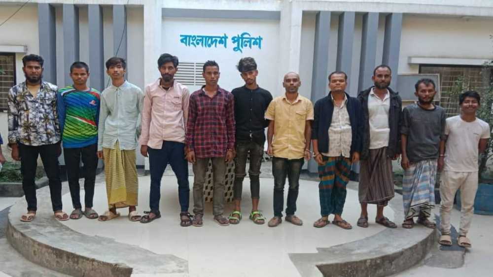 কোতোয়ালির অভিযানে সাজাপ্রাপ্তসহ গ্রেফতার ১৩