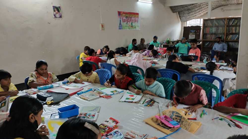 দুর্গাপুর মুক্ত দিবসে পথ পাঠাগারের চিত্রাংকন প্রতিযোগিতা