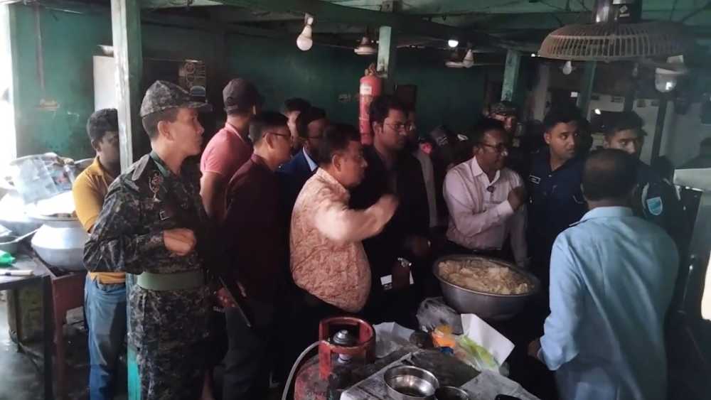 ফরিদপুরে পেঁয়াজের বাজার নিয়ন্ত্রণে ভোক্তা অধিদপ্তর ও জেলা প্রশাসনের অভিযান