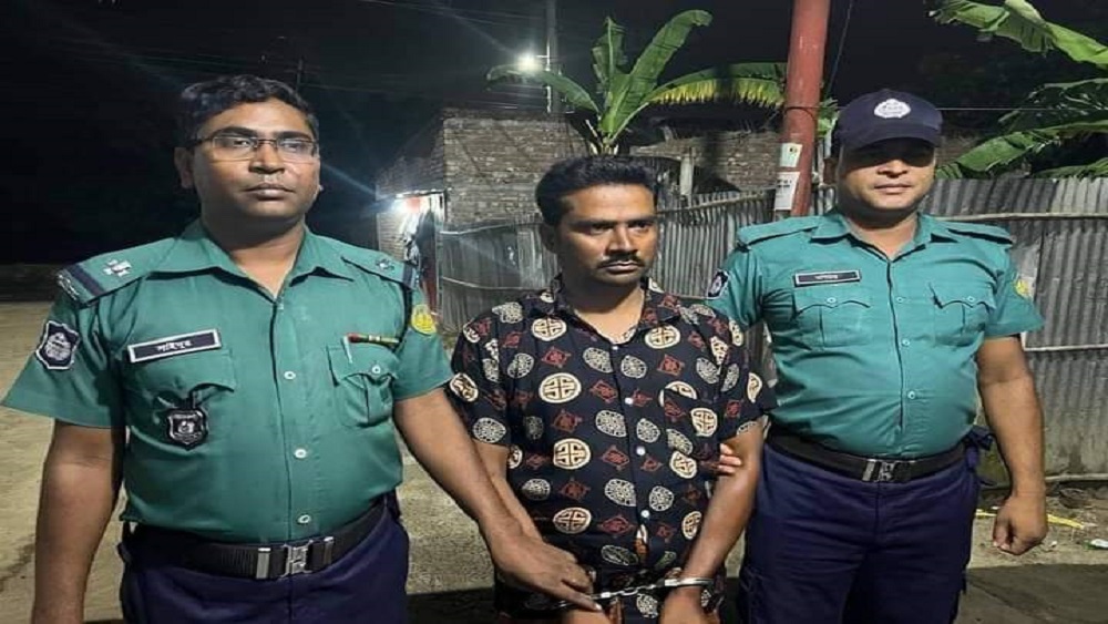 গ্রেপ্তার সাইফুল ওরফে গাঁজা সাইফুল-ছবি: সময় ট্রিবিউন